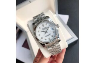 Datejust SS/SS Jub White/Dial Perspective View