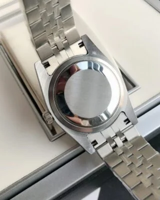 Datejust SS/SS Jub White/Dial Alternate Angle