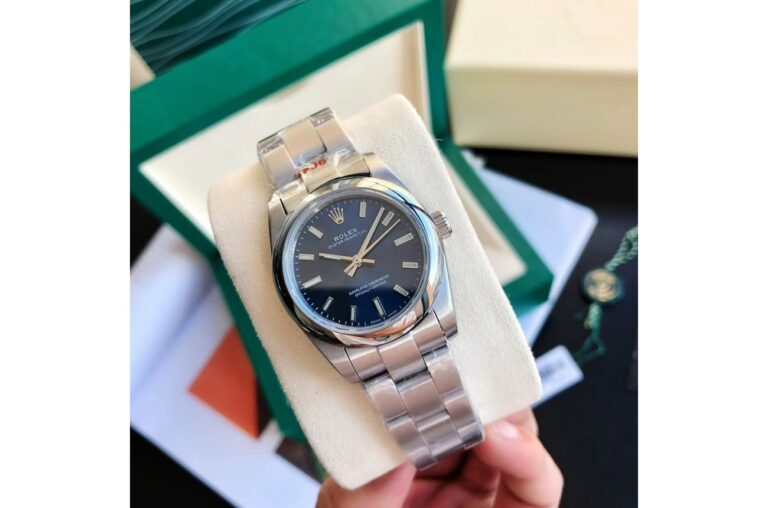 Oyster Perpetual SS/SS Blue/Stk Perspective View