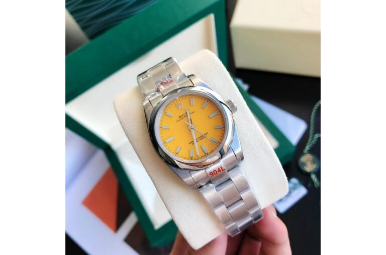 Oyster Perpetual SS/SS Yellow/Stk Perspective View