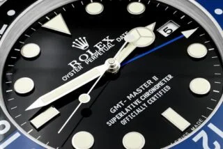 WALL CLOCK – GMT MASTER II BATMAN Angle Detail