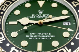 WALL CLOCK – GMT MASTER II GOLD Close-Up Focus