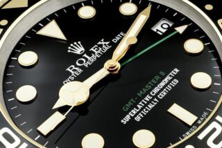WALL CLOCK – GMT MASTER II GOLD Profile Shot