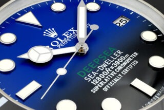 WALL CLOCK – SEA-DWELLER Close-Up Focus