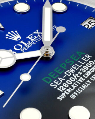 WALL CLOCK – SEA-DWELLER Close-Up Focus