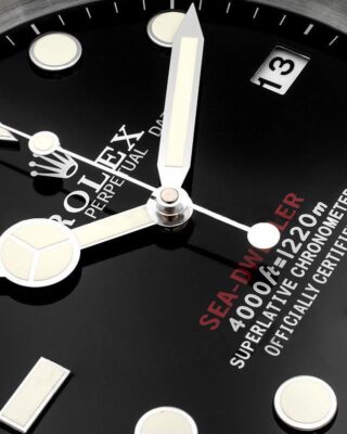 WALL CLOCK – SEA-DWELLER ‘RED’ Close-Up Focus