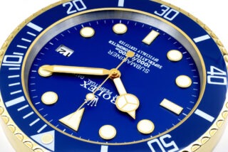 WALL CLOCK – “XL” SUBMARINER Angle Detail