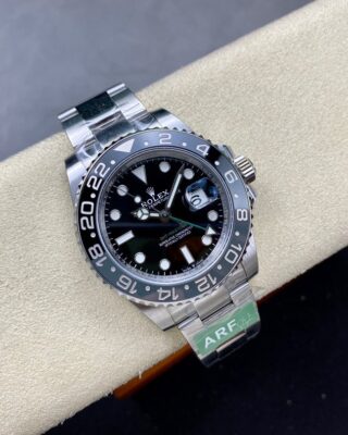 Superclone GMT-Master II 126710GRNR "Bruce Wayne" Oyster 2024 Angle Detail