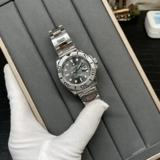 Superclone Yacht-Master Rhodium Dial 126622 Perspective View