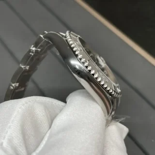 Superclone Yacht-Master Rhodium Dial 126622 Style Perspective