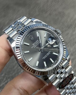 Superclone Datejust Rhodium Dial 126334 Jubilee Profile Shot