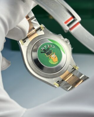 Yacht-Master Chocolate Dial 126621 Close-Up Focus