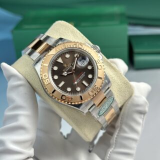 Yacht-Master Chocolate Dial 126621 Profile Shot