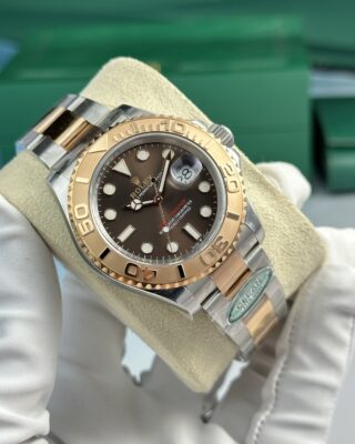 Yacht-Master Chocolate Dial 126621 Profile Shot