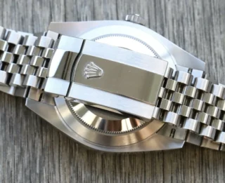 Superclone Datejust Rhodium Dial 126334 "Wimbledon" Flutted / Jubilee Feature Highlight