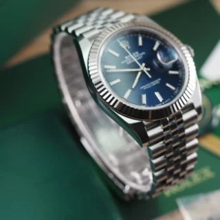 Datejust Blue Dial 126334 Jubilee Design Element