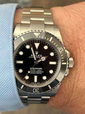 Superclone Rolex Submariner Black Dial 124060 No-Date photo review
