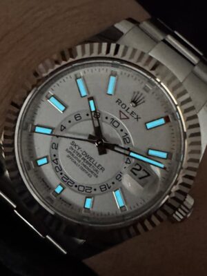 Superclone Rolex Sky-Dweller Intense white Dial 336934 Jubilee photo review