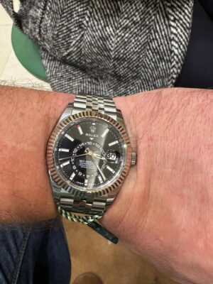 Superclone Rolex Sky-Dweller Bright black Dial 336934 Jubilee photo review