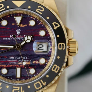 Superclone GMT-Master II 126718GRNR Tiger Iron Dial Style Perspective