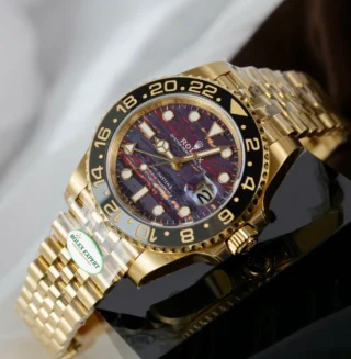 Superclone GMT-Master II 126718GRNR Tiger Iron Dial Profile Shot