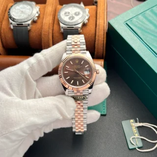 Superclone Datejust Chocolate Dial 126331 Jubilee Style Perspective
