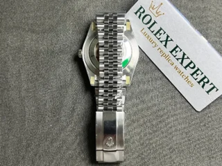 Superclone Datejust Blue Dial 126334 Jubilee Angle Detail