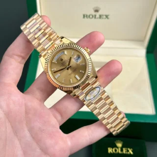 Day-Date Champagne Dial Fluted Bezel Gold Presidential Bracelet