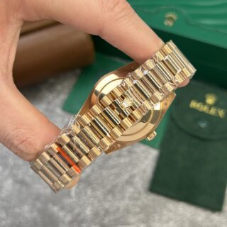 Superclone Rolex Day-Date White Dial 128238-0113 36 mm - Image 7