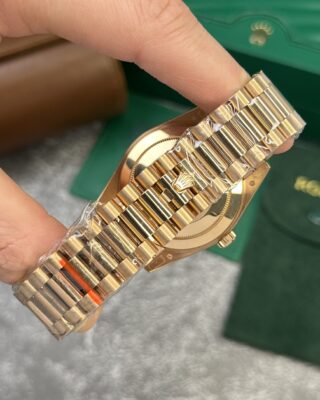 Superclone Rolex Day-Date White Dial 228238-0042 40 mm - Image 3