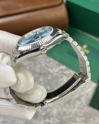 Superclone Rolex Day-Date Ice Blue Diamond Dial 228236-0006 40 mm - Image 5