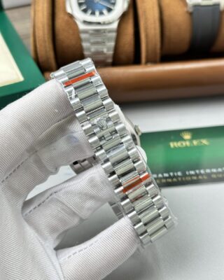 Superclone Rolex Day-Date Bright Black Diamond Dial 228236-0004 40 mm - Image 6
