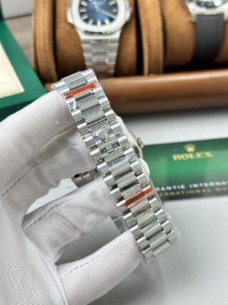 Superclone Rolex Day-Date Bright Black Diamond Dial 228236-0004 40 mm - Image 6