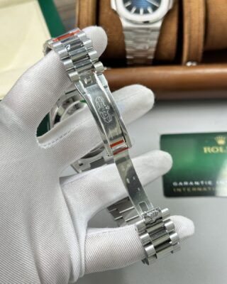 Superclone Rolex Day-Date Bright Black Diamond Dial 228236-0004 40 mm - Image 7