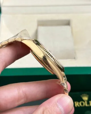 Superclone Rolex Day-Date Champagne Diamond Dial 128238-0132 36 mm - Image 7