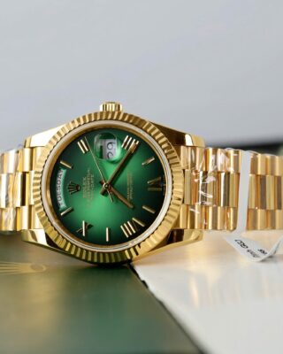 Superclone Rolex Day-Date Green Ombré Dial 228238-0069 40 mm - Image 4