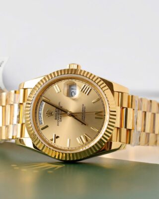 Superclone Rolex Day-Date Roman Champagne Dial 228238 40 mm - Image 4