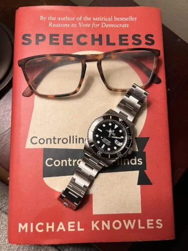 Superclone Rolex Submariner Black Dial 126610LN photo review