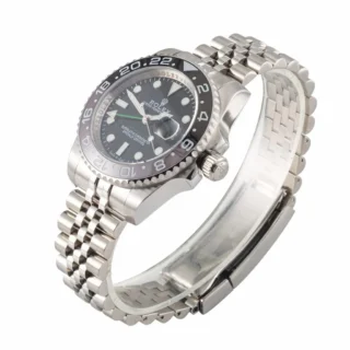 Replica Rolex GMT-Master II 126710GRNR "Bruce Wayne" Jubilee - Image 6