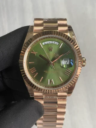 Alternative view of Superclone Rolex Day-Date Olive Dial 128235 36 mm