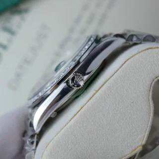 Day Date Black Dial Diamond Bezel Presidential Bracelet