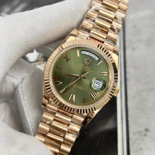 Day-Date. Olive Dial Fluted Bezel Rose Gold Presidential Bracelet