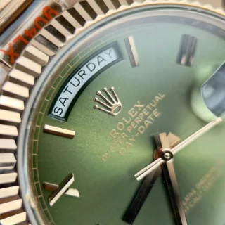 Day-Date. Olive Dial Fluted Bezel Rose Gold Presidential Bracelet