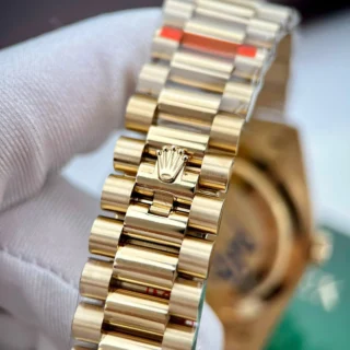Day Date Silver Dial Fluted Bezel Presidential Bracelet