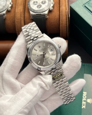 Rolex Datejust Silver Dial 126334-0004 41 mm - Image 3
