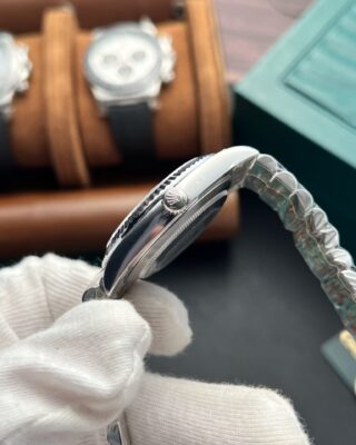 Rolex Datejust Silver Dial 126334-0004 41 mm - Image 5