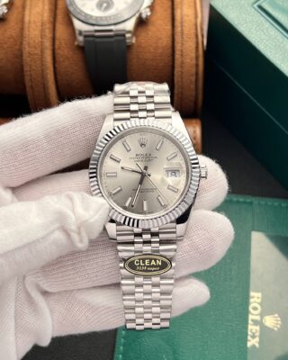 Alternative view of Rolex Datejust Silver Dial 126334-0004 41 mm