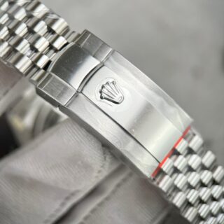 Rolex Datejust White Roman Dial 126334-0024 41 mm - Image 9