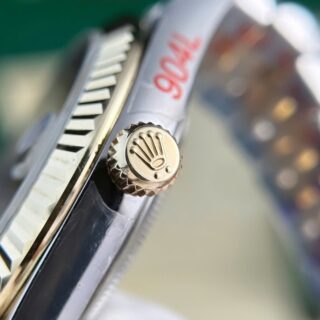 Rolex Datejust Champagne Diamond Dial 126333-0012 41 mm - Image 8