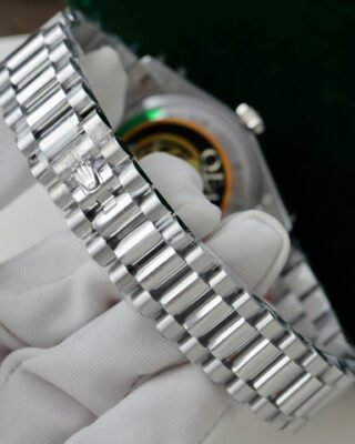 Superclone Rolex Day-Date White Mother-of-Pearl Diamond Dial 128236-0021 36 mm - Image 10